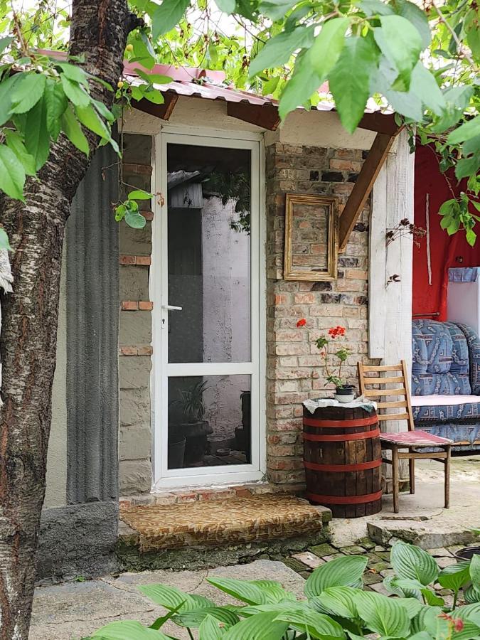 Authentic Apartment In The Centre Chisinau Bagian luar foto