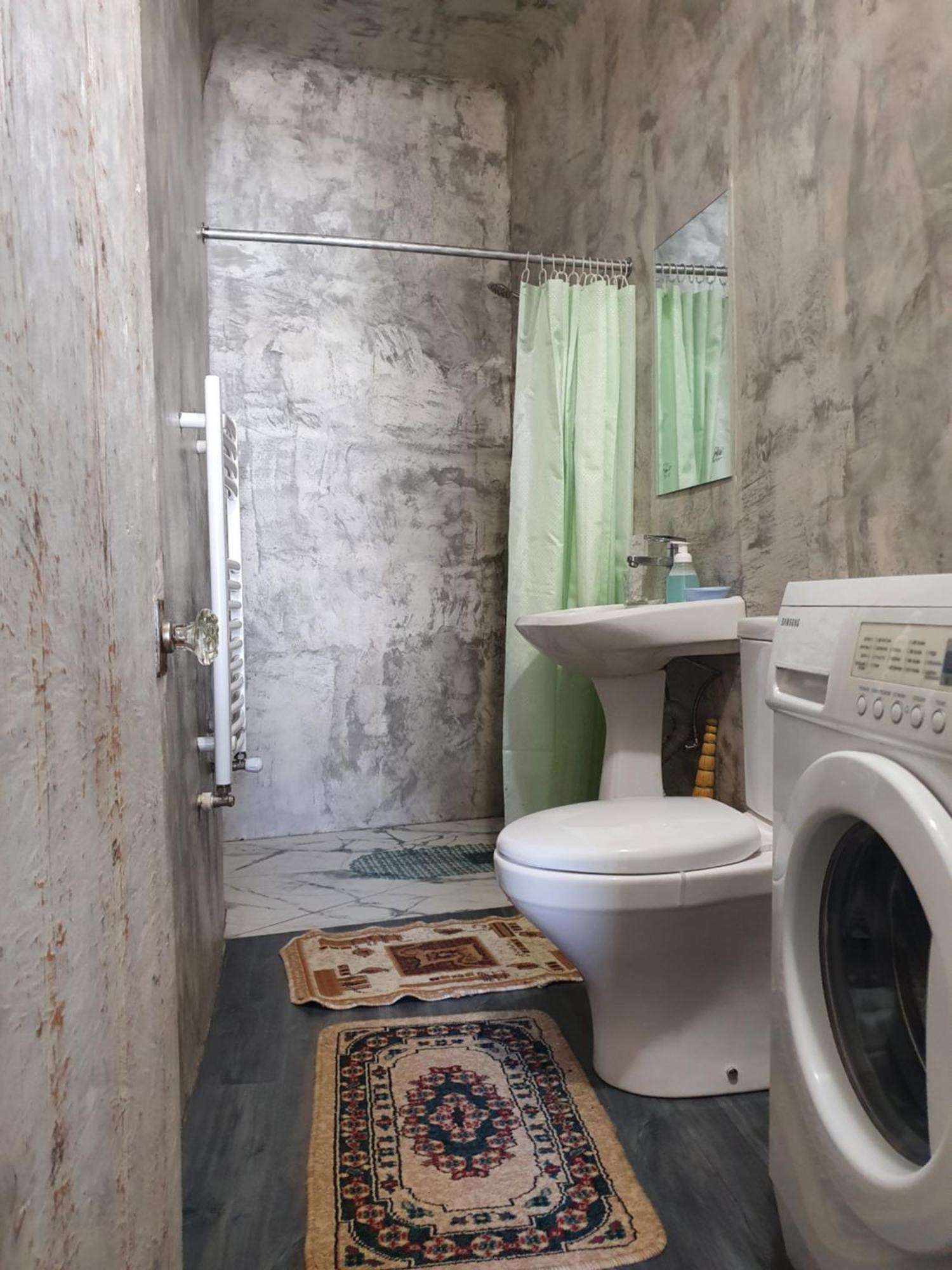 Authentic Apartment In The Centre Chisinau Bagian luar foto